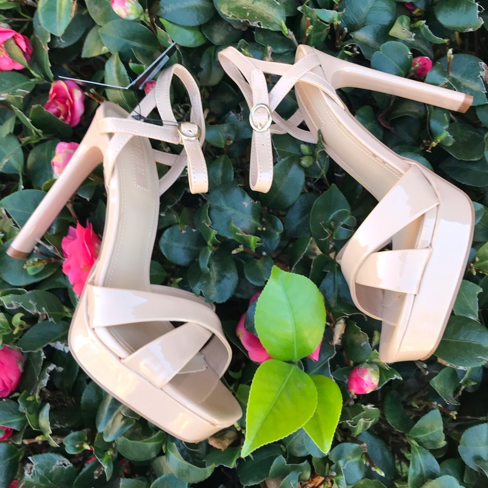New Forever 21 Nude platforms last one size 9 - Picture 3 of 8